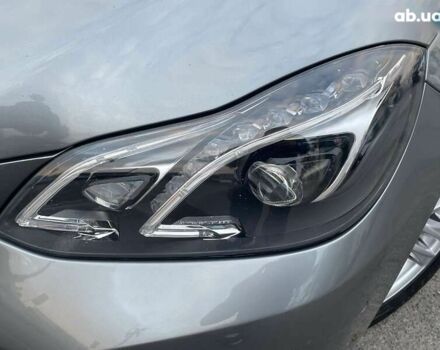 Мерседес Е-Класс, объемом двигателя 2 л и пробегом 175 тыс. км за 18490 $, фото 13 на Automoto.ua