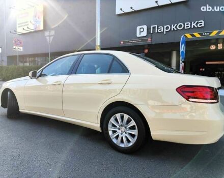 Мерседес Е-Класс, объемом двигателя 2.2 л и пробегом 450 тыс. км за 9990 $, фото 12 на Automoto.ua