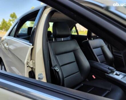 Мерседес Е-Класс, объемом двигателя 2.2 л и пробегом 450 тыс. км за 9990 $, фото 27 на Automoto.ua