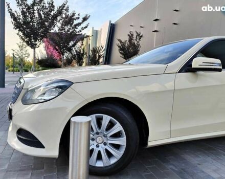 Мерседес Е-Класс, объемом двигателя 2.2 л и пробегом 450 тыс. км за 8990 $, фото 4 на Automoto.ua