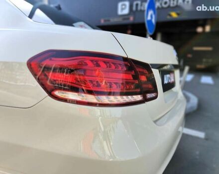 Мерседес Е-Класс, объемом двигателя 2.2 л и пробегом 450 тыс. км за 9990 $, фото 15 на Automoto.ua