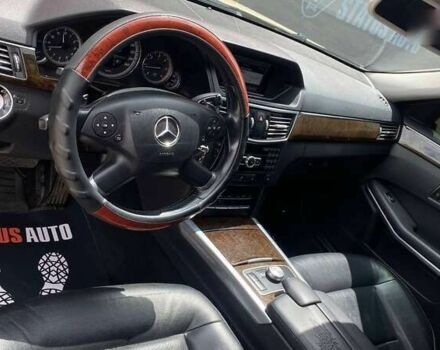 Мерседес Е-Класс, объемом двигателя 2.1 л и пробегом 471 тыс. км за 8500 $, фото 13 на Automoto.ua