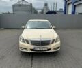 Мерседес Е-Класс, объемом двигателя 2.1 л и пробегом 300 тыс. км за 10800 $, фото 1 на Automoto.ua