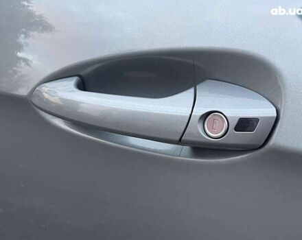 Мерседес Е-Класс, объемом двигателя 2 л и пробегом 175 тыс. км за 18490 $, фото 29 на Automoto.ua
