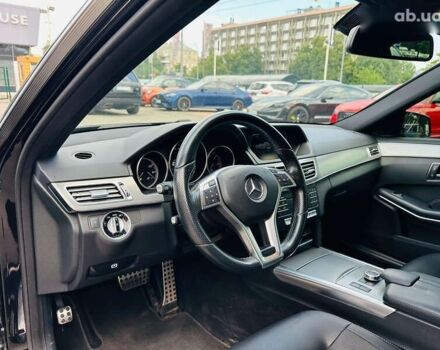 Мерседес Е-Класс, объемом двигателя 2.1 л и пробегом 272 тыс. км за 17500 $, фото 8 на Automoto.ua