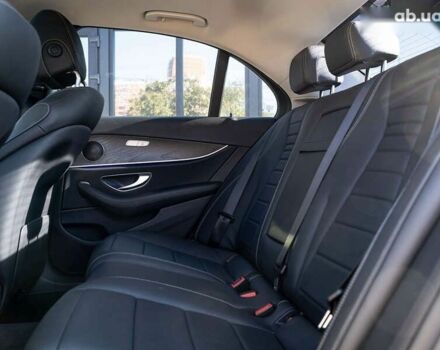 Мерседес Е-Класс, объемом двигателя 2 л и пробегом 80 тыс. км за 28900 $, фото 27 на Automoto.ua