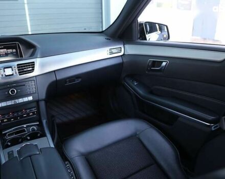 Мерседес Е-Класс, объемом двигателя 0 л и пробегом 163 тыс. км за 21000 $, фото 14 на Automoto.ua