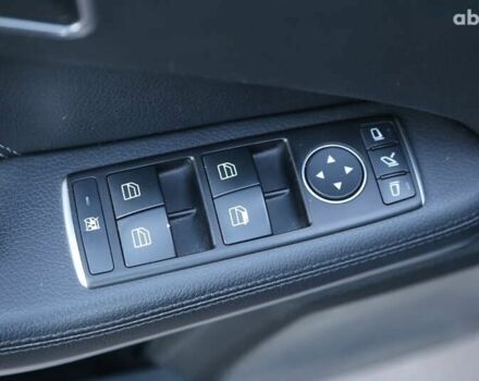 Мерседес Е-Класс, объемом двигателя 0 л и пробегом 163 тыс. км за 21000 $, фото 27 на Automoto.ua