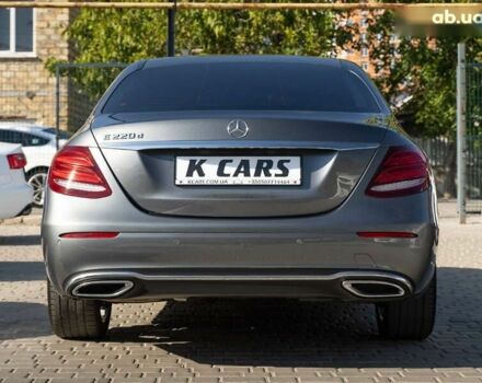 Мерседес Е-Класс, объемом двигателя 2 л и пробегом 80 тыс. км за 28900 $, фото 3 на Automoto.ua