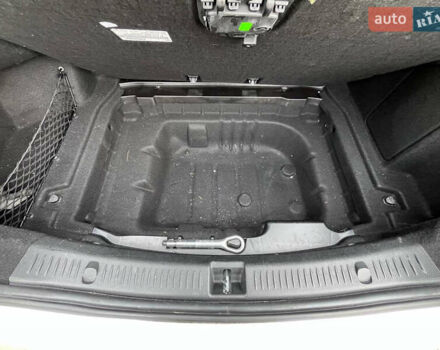 Мерседес Е-Клас, об'ємом двигуна 1.95 л та пробігом 150 тис. км за 20000 $, фото 12 на Automoto.ua