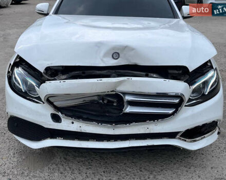 Мерседес Е-Клас, об'ємом двигуна 1.95 л та пробігом 150 тис. км за 20000 $, фото 3 на Automoto.ua