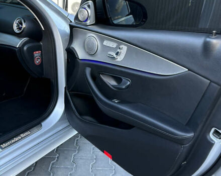 Мерседес Е-Клас, об'ємом двигуна 2.99 л та пробігом 99 тис. км за 40900 $, фото 21 на Automoto.ua