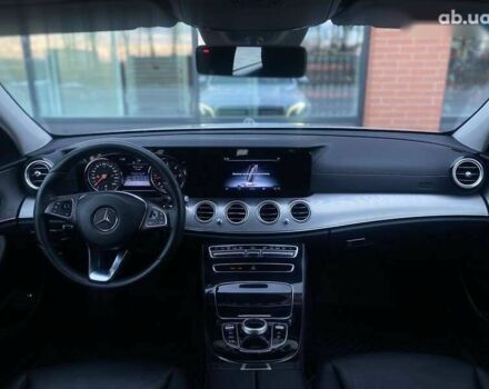 Мерседес Е-Класс, объемом двигателя 2 л и пробегом 360 тыс. км за 15990 $, фото 23 на Automoto.ua