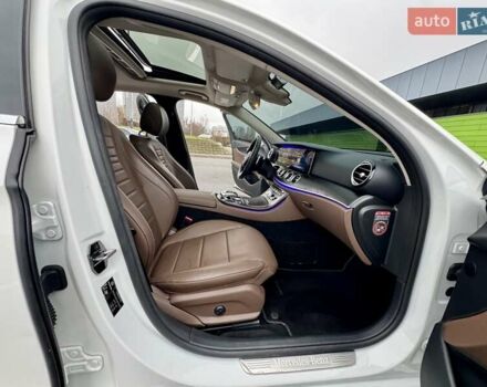 Мерседес Е-Класс, объемом двигателя 1.95 л и пробегом 99 тыс. км за 31900 $, фото 45 на Automoto.ua