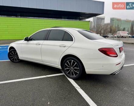 Мерседес Е-Класс, объемом двигателя 1.95 л и пробегом 99 тыс. км за 31900 $, фото 24 на Automoto.ua