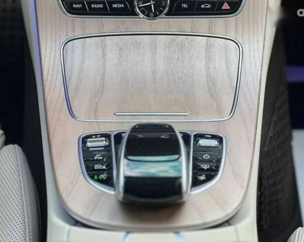 Мерседес Е-Класс, объемом двигателя 3 л и пробегом 42 тыс. км за 46400 $, фото 18 на Automoto.ua