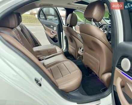 Мерседес Е-Класс, объемом двигателя 1.95 л и пробегом 99 тыс. км за 31900 $, фото 41 на Automoto.ua