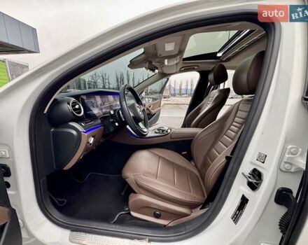 Мерседес Е-Класс, объемом двигателя 1.95 л и пробегом 99 тыс. км за 31900 $, фото 30 на Automoto.ua