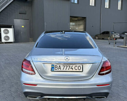 Мерседес Е-Клас, об'ємом двигуна 2.99 л та пробігом 99 тис. км за 40900 $, фото 11 на Automoto.ua