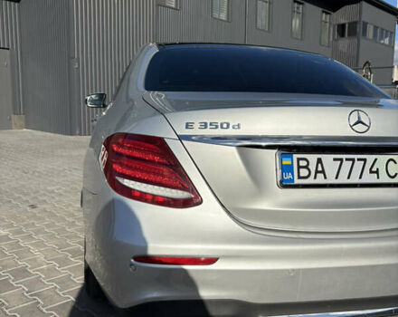 Мерседес Е-Клас, об'ємом двигуна 2.99 л та пробігом 99 тис. км за 40900 $, фото 15 на Automoto.ua