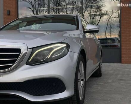 Мерседес Е-Класс, объемом двигателя 2 л и пробегом 360 тыс. км за 15990 $, фото 3 на Automoto.ua