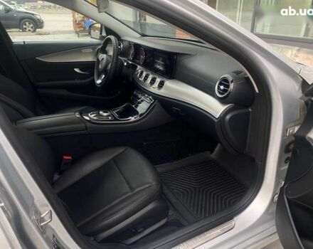 Мерседес Е-Класс, объемом двигателя 2 л и пробегом 360 тыс. км за 15990 $, фото 21 на Automoto.ua