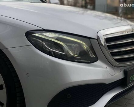 Мерседес Е-Клас, об'ємом двигуна 2 л та пробігом 360 тис. км за 15990 $, фото 13 на Automoto.ua