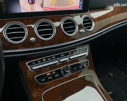 Мерседес Е-Клас, об'ємом двигуна 2 л та пробігом 41 тис. км за 30500 $, фото 17 на Automoto.ua