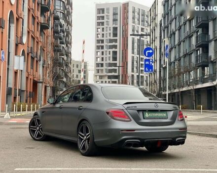 Мерседес Е-Клас, об'ємом двигуна 4 л та пробігом 55 тис. км за 72990 $, фото 9 на Automoto.ua