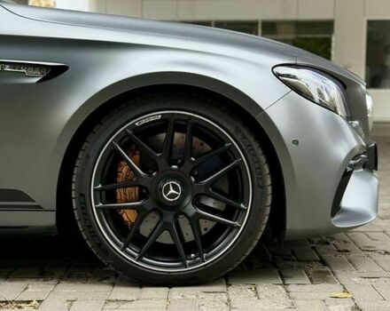 Мерседес Е-Класс, объемом двигателя 4 л и пробегом 17 тыс. км за 97000 $, фото 12 на Automoto.ua