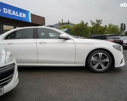 Мерседес Е-Класс, объемом двигателя 2 л и пробегом 25 тыс. км за 27800 $, фото 4 на Automoto.ua