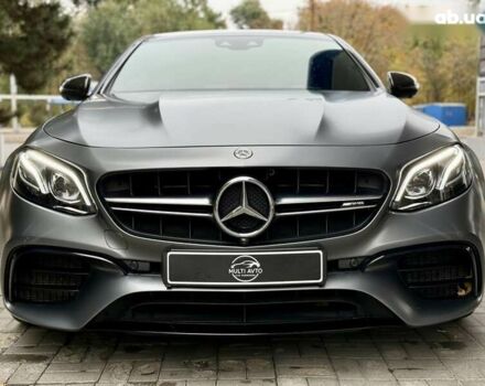 Мерседес Е-Класс, объемом двигателя 4 л и пробегом 17 тыс. км за 97000 $, фото 8 на Automoto.ua