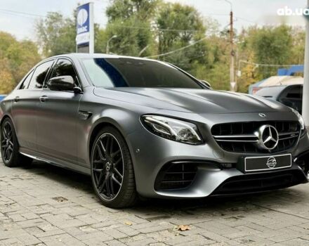 Мерседес Е-Класс, объемом двигателя 4 л и пробегом 17 тыс. км за 96500 $, фото 9 на Automoto.ua