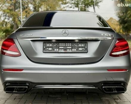 Мерседес Е-Класс, объемом двигателя 4 л и пробегом 17 тыс. км за 97000 $, фото 16 на Automoto.ua