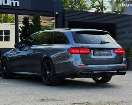 Мерседес Е-Класс, объемом двигателя 4 л и пробегом 70 тыс. км за 65900 $, фото 27 на Automoto.ua