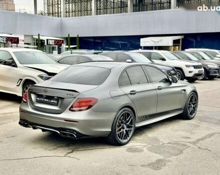 Мерседес Е-Клас, об'ємом двигуна 4 л та пробігом 64 тис. км за 89500 $, фото 13 на Automoto.ua