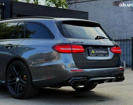 Мерседес Е-Класс, объемом двигателя 4 л и пробегом 70 тыс. км за 65900 $, фото 28 на Automoto.ua