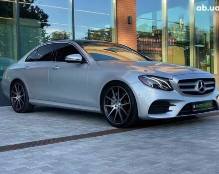 Мерседес Е-Класс, объемом двигателя 2 л и пробегом 94 тыс. км за 29790 $, фото 5 на Automoto.ua