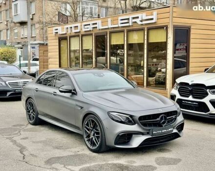 Мерседес Е-Клас, об'ємом двигуна 4 л та пробігом 64 тис. км за 89500 $, фото 4 на Automoto.ua