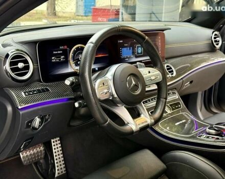 Мерседес Е-Класс, объемом двигателя 4 л и пробегом 17 тыс. км за 97000 $, фото 25 на Automoto.ua