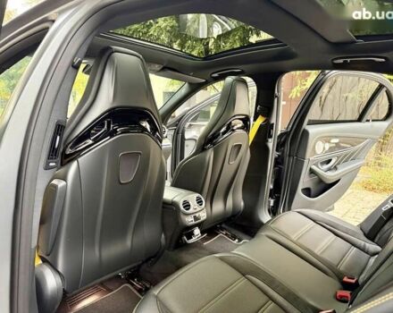 Мерседес Е-Класс, объемом двигателя 4 л и пробегом 17 тыс. км за 97000 $, фото 28 на Automoto.ua