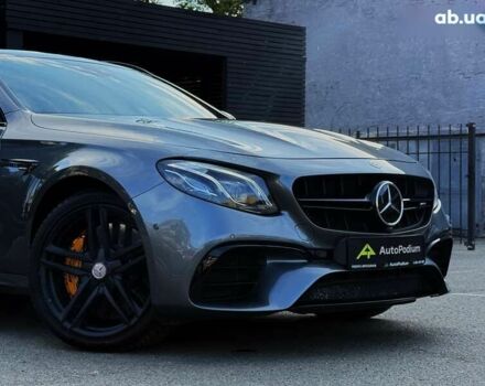 Мерседес Е-Класс, объемом двигателя 4 л и пробегом 70 тыс. км за 65900 $, фото 11 на Automoto.ua