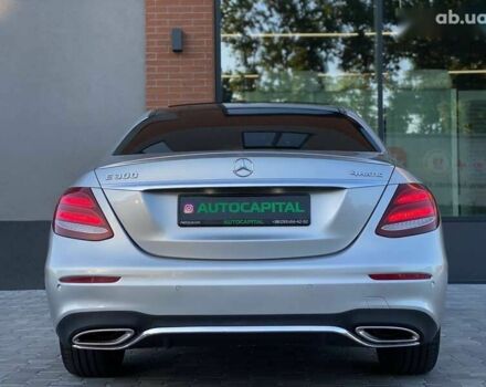 Мерседес Е-Клас, об'ємом двигуна 2 л та пробігом 94 тис. км за 30990 $, фото 11 на Automoto.ua