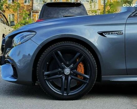 Мерседес Е-Класс, объемом двигателя 4 л и пробегом 70 тыс. км за 65900 $, фото 18 на Automoto.ua