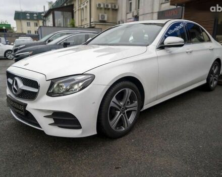 Мерседес Е-Класс, объемом двигателя 2 л и пробегом 25 тыс. км за 27800 $, фото 2 на Automoto.ua