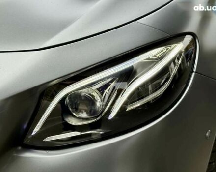 Мерседес Е-Класс, объемом двигателя 4 л и пробегом 17 тыс. км за 97000 $, фото 7 на Automoto.ua