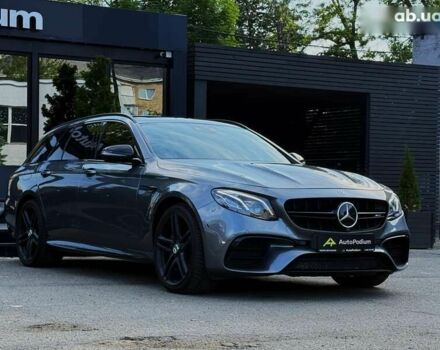 Мерседес Е-Класс, объемом двигателя 4 л и пробегом 70 тыс. км за 65900 $, фото 2 на Automoto.ua