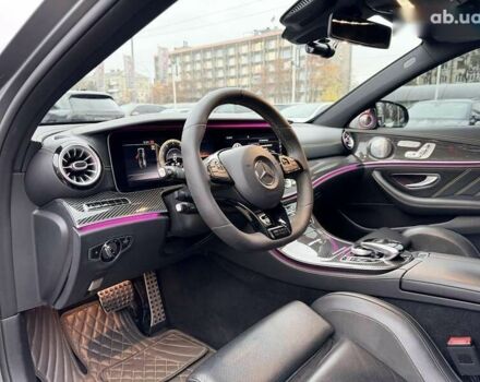Мерседес Е-Клас, об'ємом двигуна 4 л та пробігом 64 тис. км за 89500 $, фото 19 на Automoto.ua