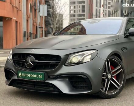 Мерседес Е-Клас, об'ємом двигуна 4 л та пробігом 55 тис. км за 72990 $, фото 1 на Automoto.ua