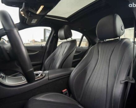 Мерседес Е-Класс, объемом двигателя 2 л и пробегом 25 тыс. км за 27800 $, фото 12 на Automoto.ua